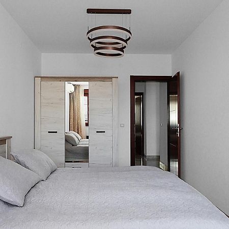 Three Bedroom Spacious Apartment Anatolia ブドヴァ エクステリア 写真