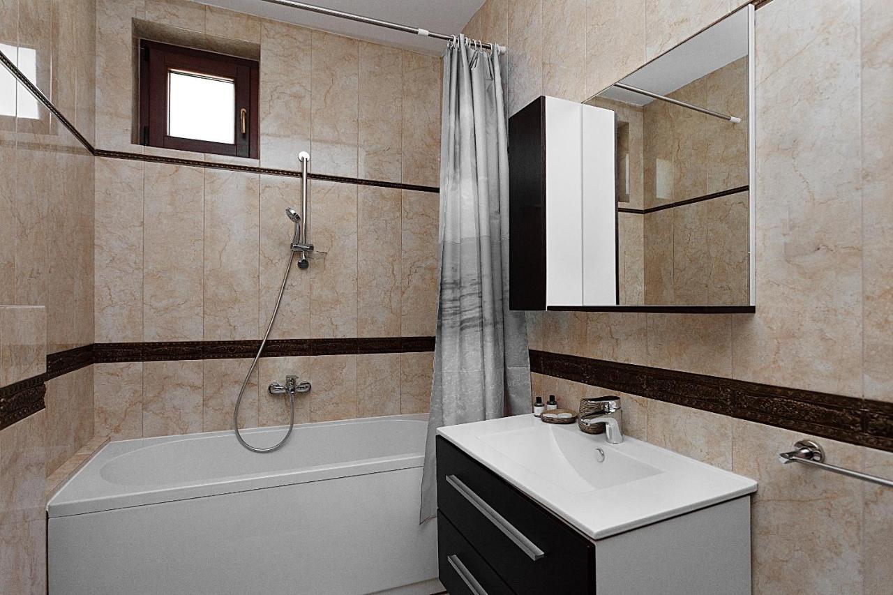 Three Bedroom Spacious Apartment Anatolia ブドヴァ エクステリア 写真